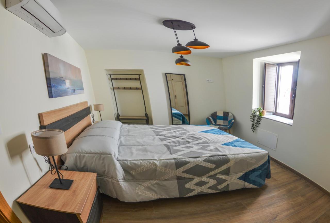 Apartamentos Turisticos Hornillo Caces Exteriér fotografie