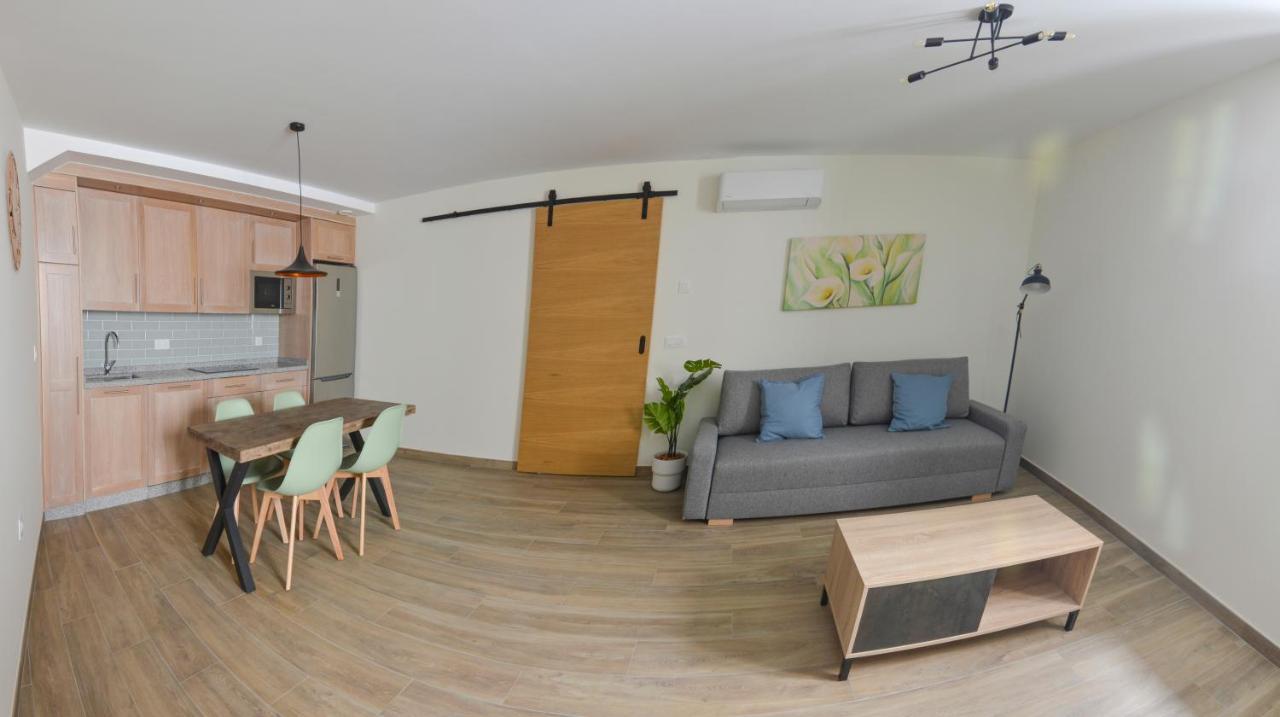 Apartamentos Turisticos Hornillo Caces Exteriér fotografie