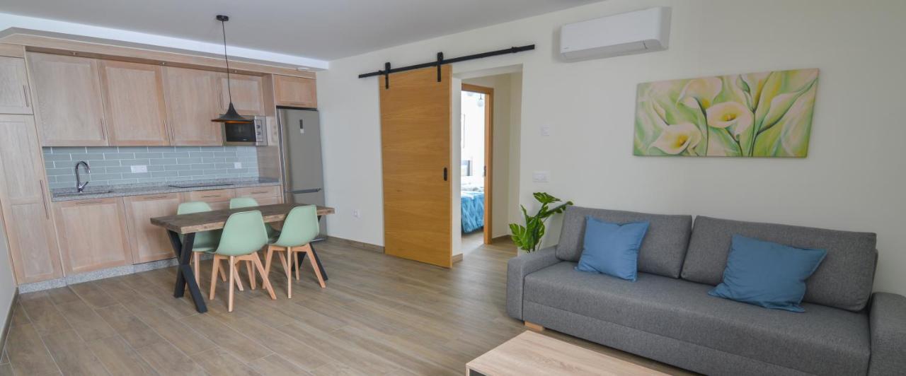 Apartamentos Turisticos Hornillo Caces Exteriér fotografie